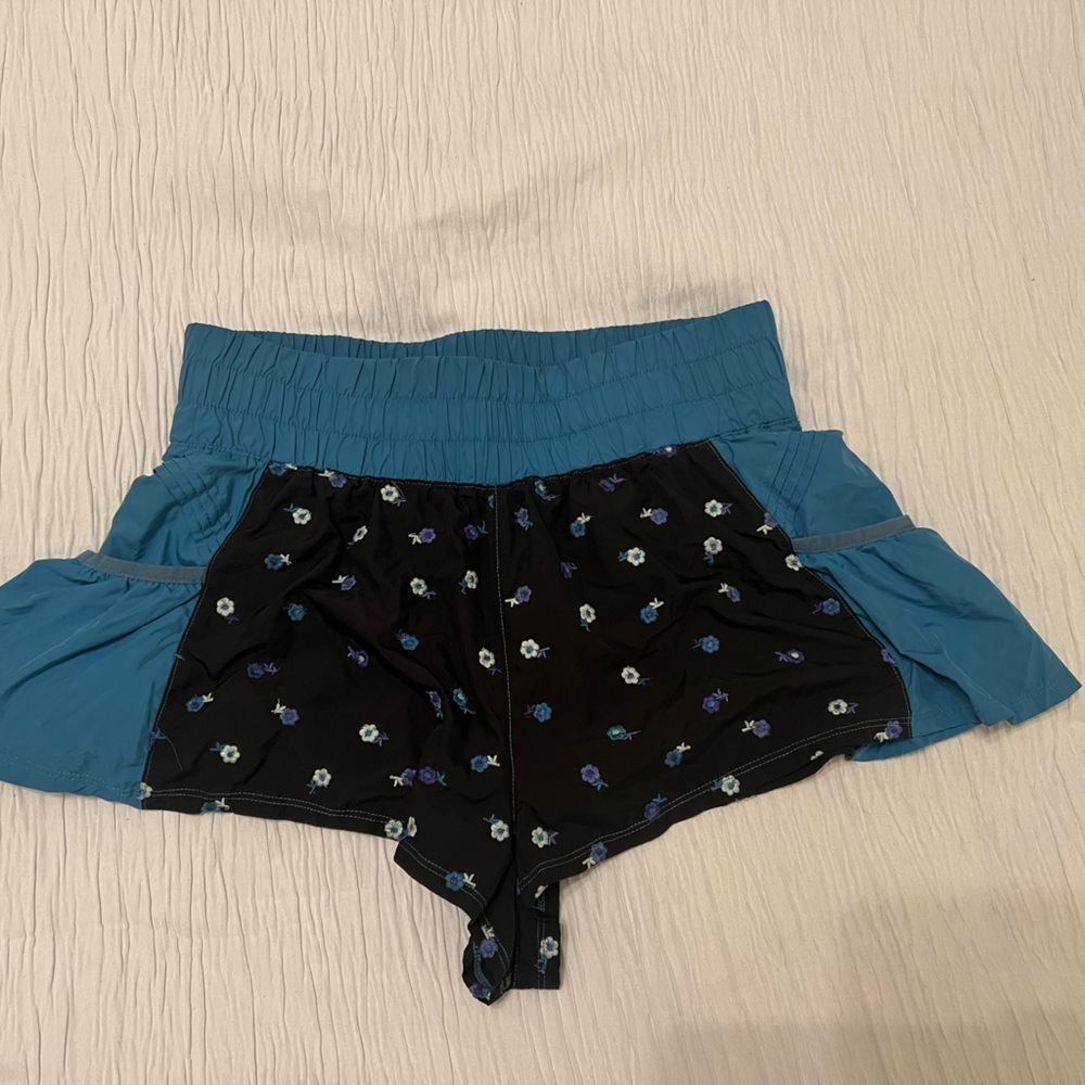 FP Movement Floral Embroidered Get your Flirt on Shorts
